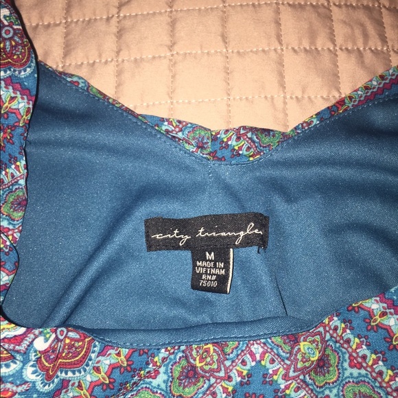 Dress - Picture 2 of 2